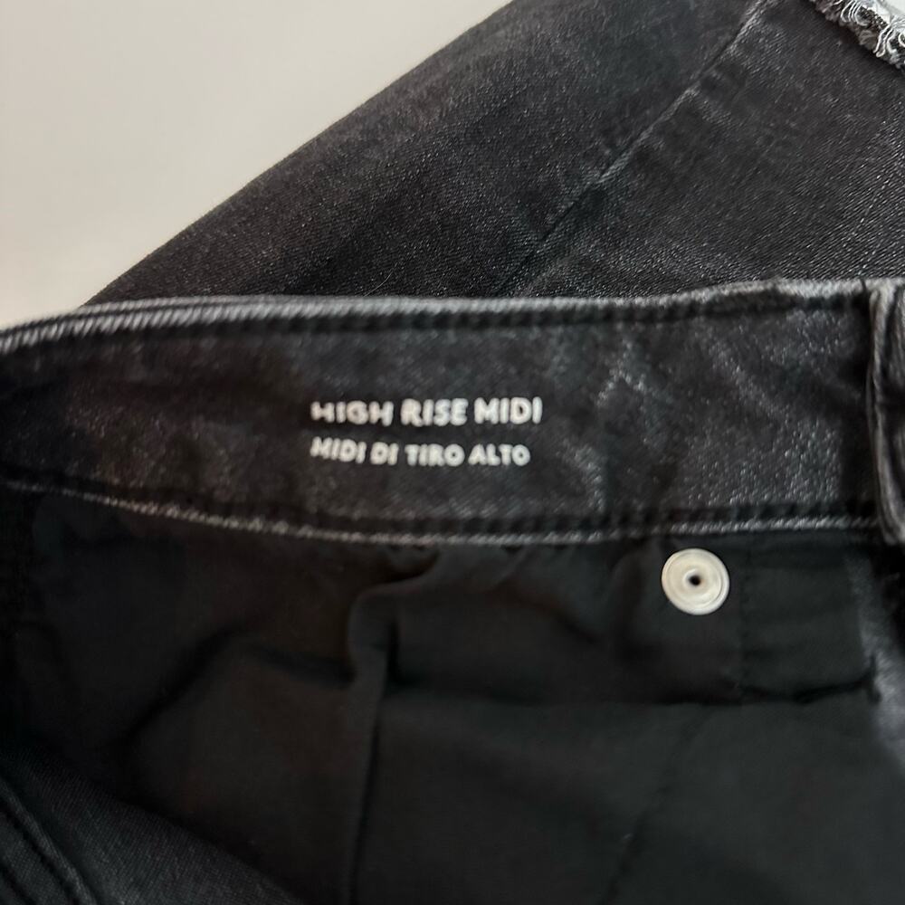 Universal Thread Women's Black High Rise Midi Denim Shorts Size 6 Size 28 Target - Picture 6 of 8